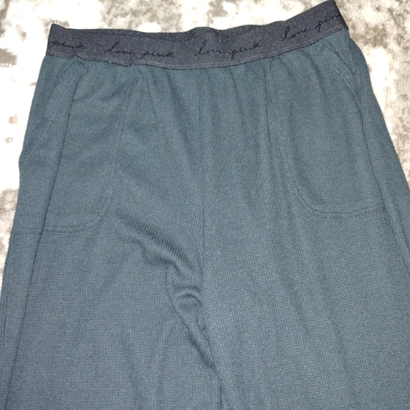 PJ set - Picture 8 of 12